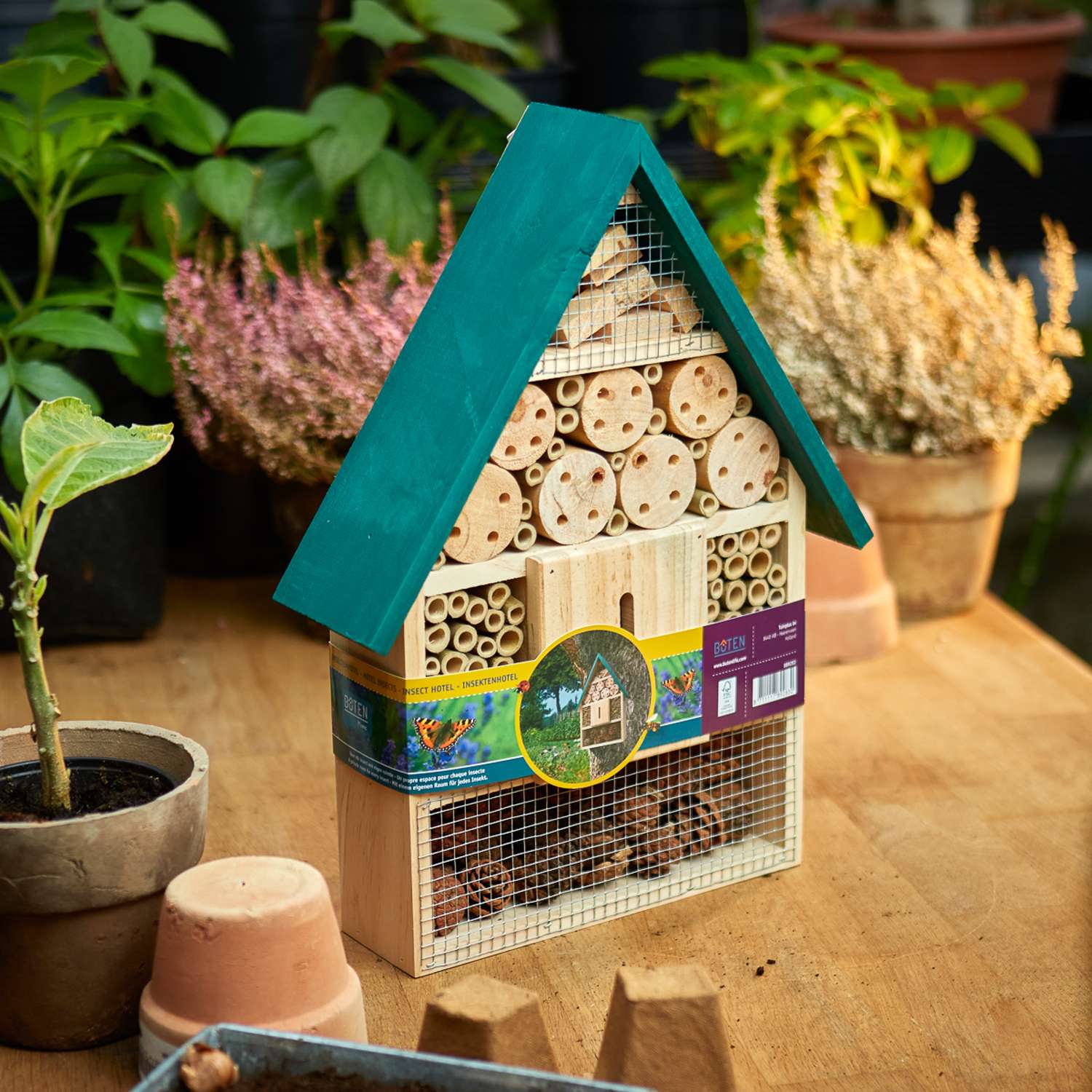 Stort insekthotel